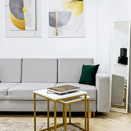 High Ceilings Apartments Bucharest Garden - Parking *