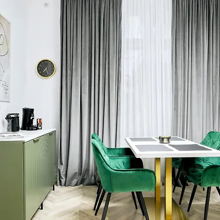 High Ceilings Apartments Bucharest Garden - Parking Bucureşti