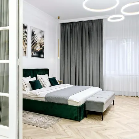 Apartment High Ceilings Apartments Bucharest Garden - Parking *