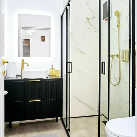 High Ceilings Apartments Bucharest Garden - Parking Apartment *