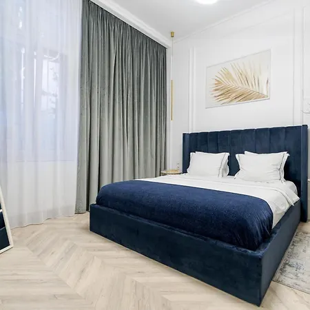 Daire High Ceilings Garden - Parking - Invoice At Request