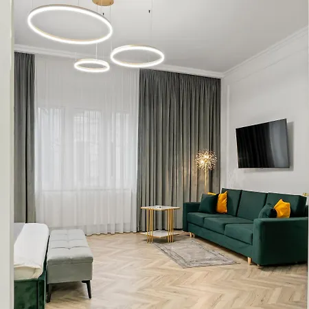 High Ceilings Garden - Parking - Invoice At Request Daire Bükreş
