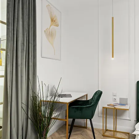 High Ceilings Garden - Parking - Invoice At Request Bükreş