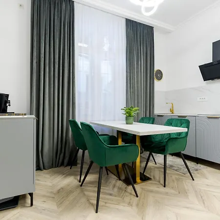 High Ceilings Garden - Parking - Invoice At Request Apartment Bucharest