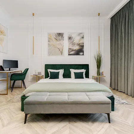 Apartment High Ceilings Garden - Parking - Invoice At Request