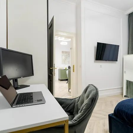 High Ceilings Garden - Parking - Invoice At Request Apartment Bucharest