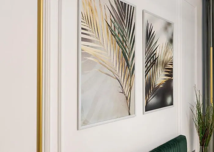 High Ceilings Garden - Parking - Invoice At Request