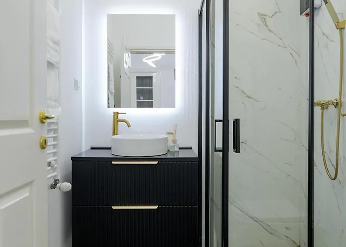 High Ceilings Garden - Parking - Invoice At Request * Bukarest