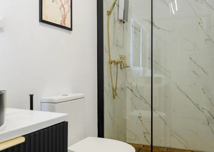 Apartament High Ceilings Garden - Parking - Invoice At Request *