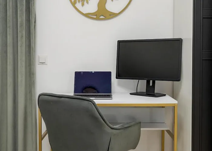 High Ceilings Garden - Parking - Invoice At Request 아파트 부쿠레슈티