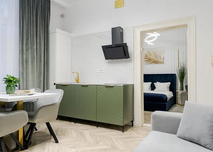 High Ceilings Garden - Parking - Invoice At Request *