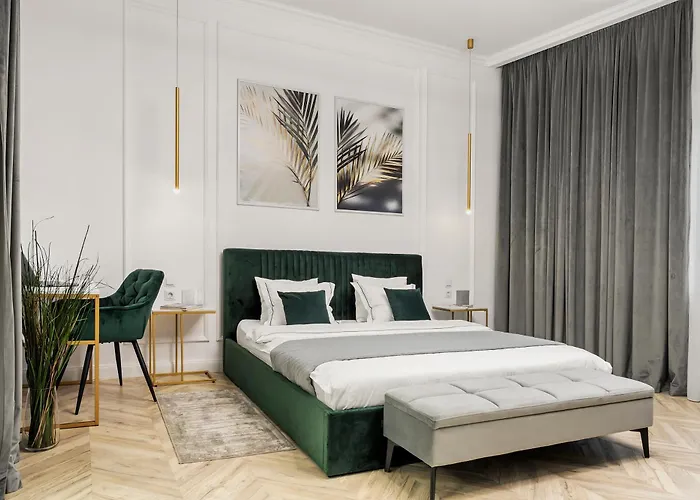 High Ceilings Garden - Parking - Invoice At Request Apartament *