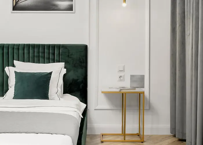 High Ceilings Garden - Parking - Invoice At Request 부쿠레슈티