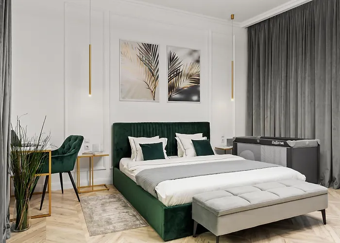 Apartment High Ceilings Garden - Parking - Invoice At Request *