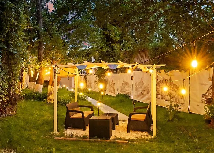 High Ceilings Garden - Parking - Invoice At Request Apartman *