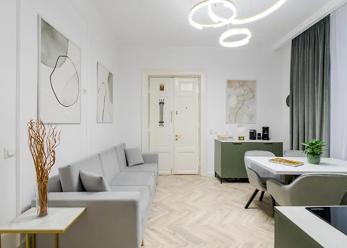 High Ceilings Garden - Parking - Invoice At Request *