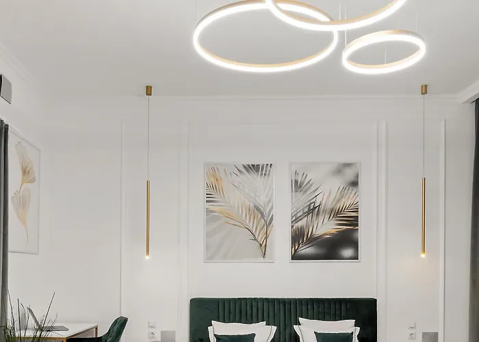 High Ceilings Garden - Parking - Invoice At Request *