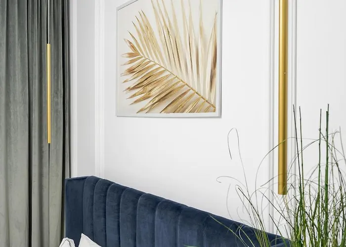 High Ceilings Garden - Parking - Invoice At Request Apartament